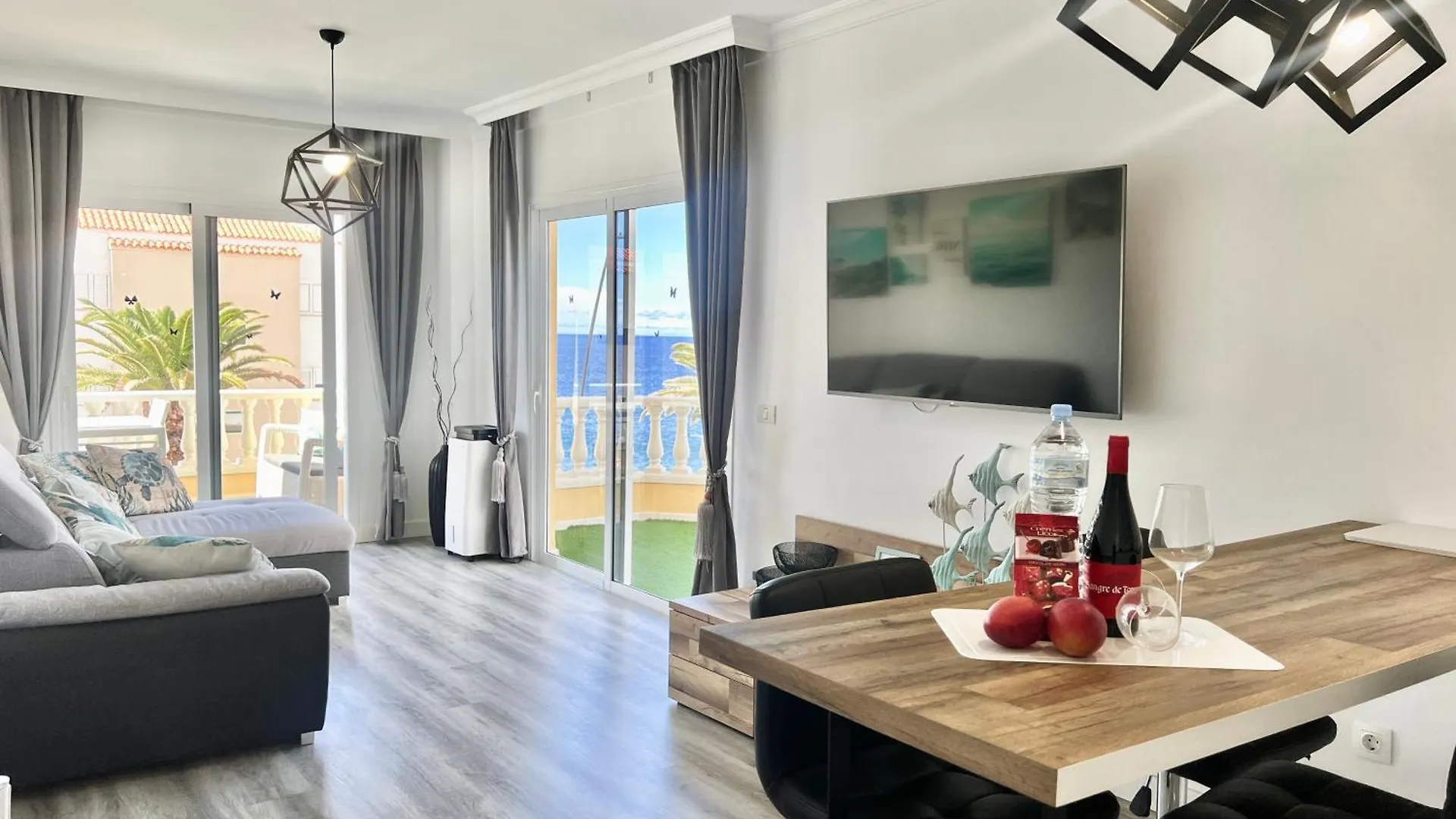 Paulmarie Apartment Gigantes Ocean Lounge Puerto de Santiago